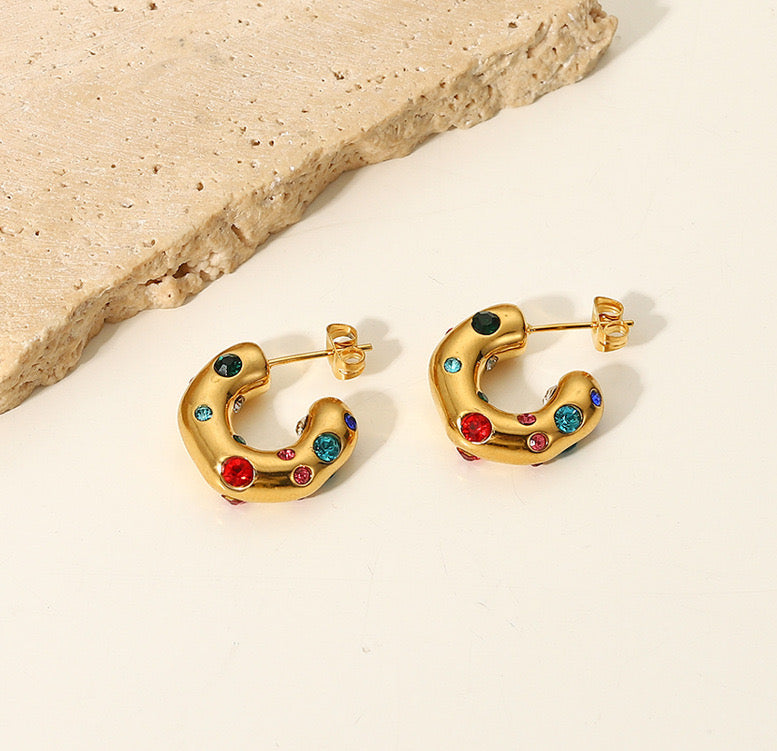 Alyssa aretes